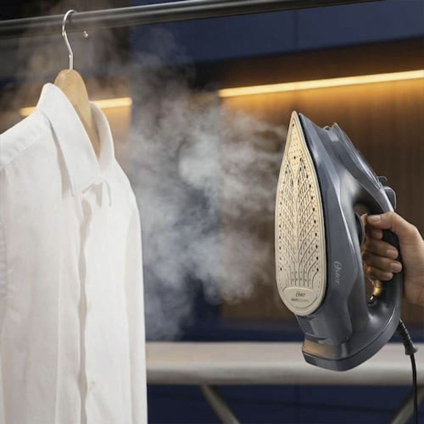 Ferro De Passar A Vapor Oster Aeroceramic 250ml Vapor Vertical Base Aeroceramic Spray - imagem 2