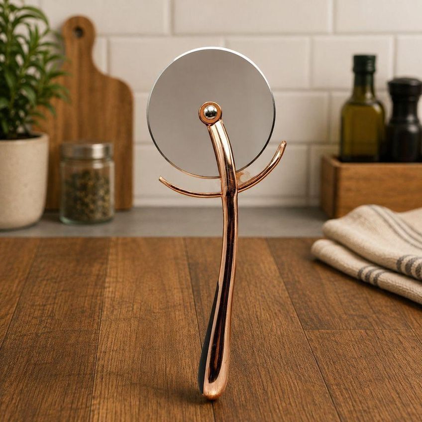 Cortador de Pizza em Metal com Roda Afiada Prático Resistente para Cozinha Top Rio Comercial - imagem 4