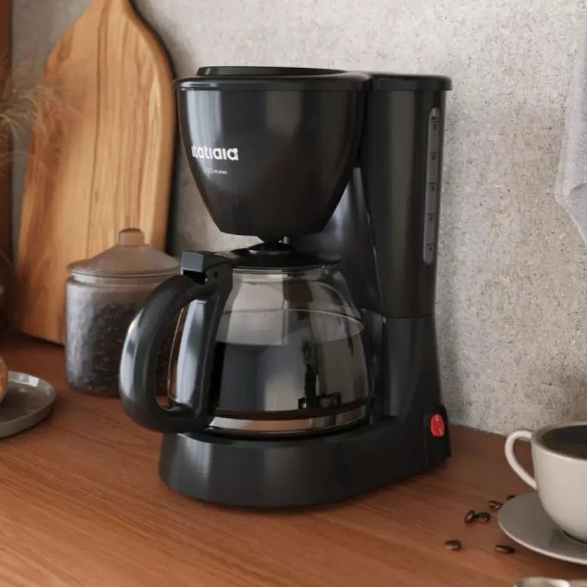 Cafeteira Elétrica Itatiaia Cfita1002 30 Xícaras Preto 127v - imagem 3