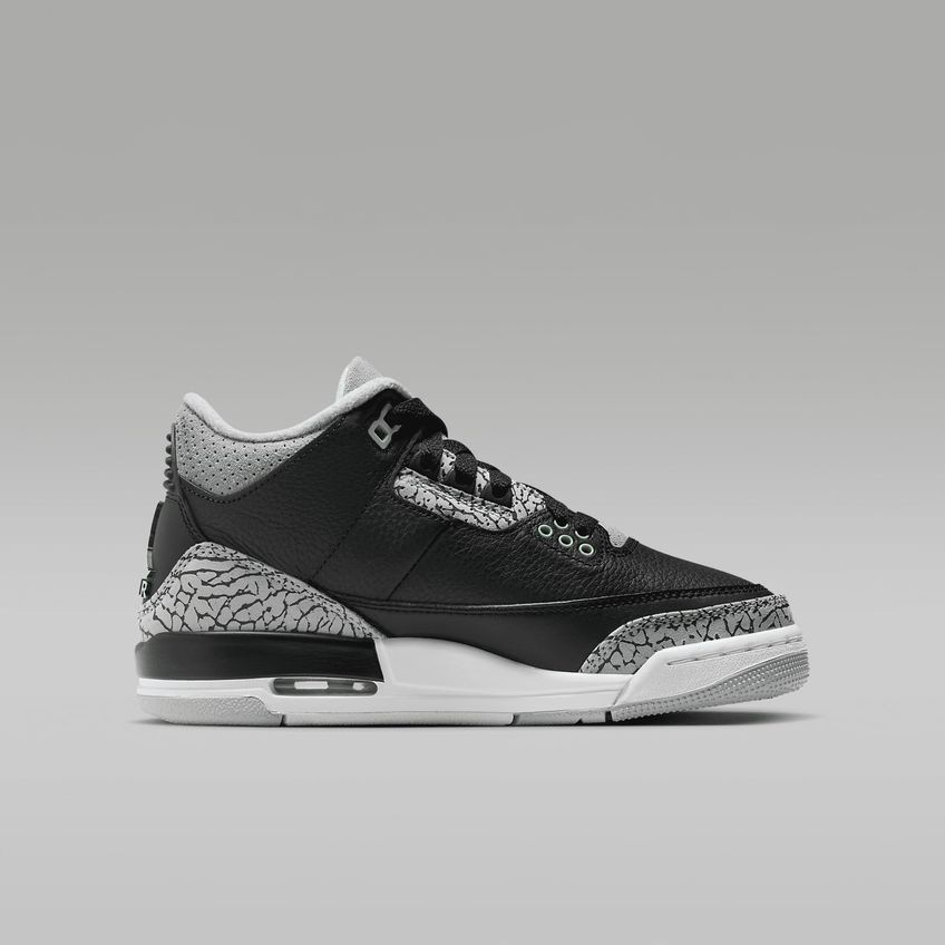 Tênis Nike Air Jordan 3 Retro 4.5 Green Glow - imagem 3