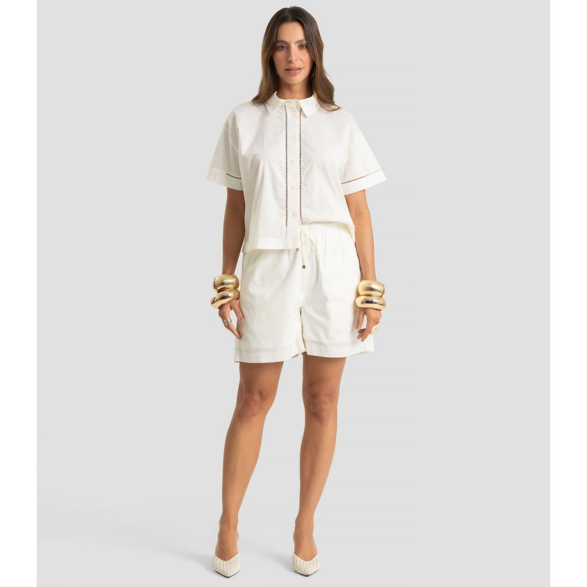 Camisa Feminina Em Tecido Tricoline Dianna Bege P - imagem 4