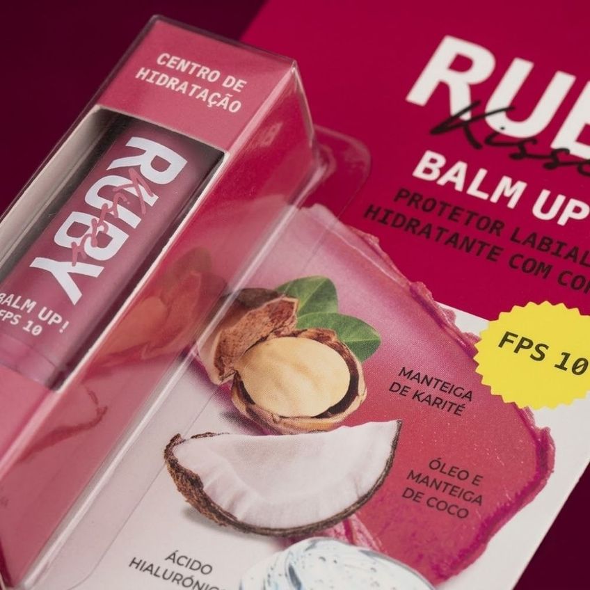 Protetor Labial Hidratante Com Cor Ruby Kisses Balm Up! FPS 10 4g Ruby Kisses - imagem 3