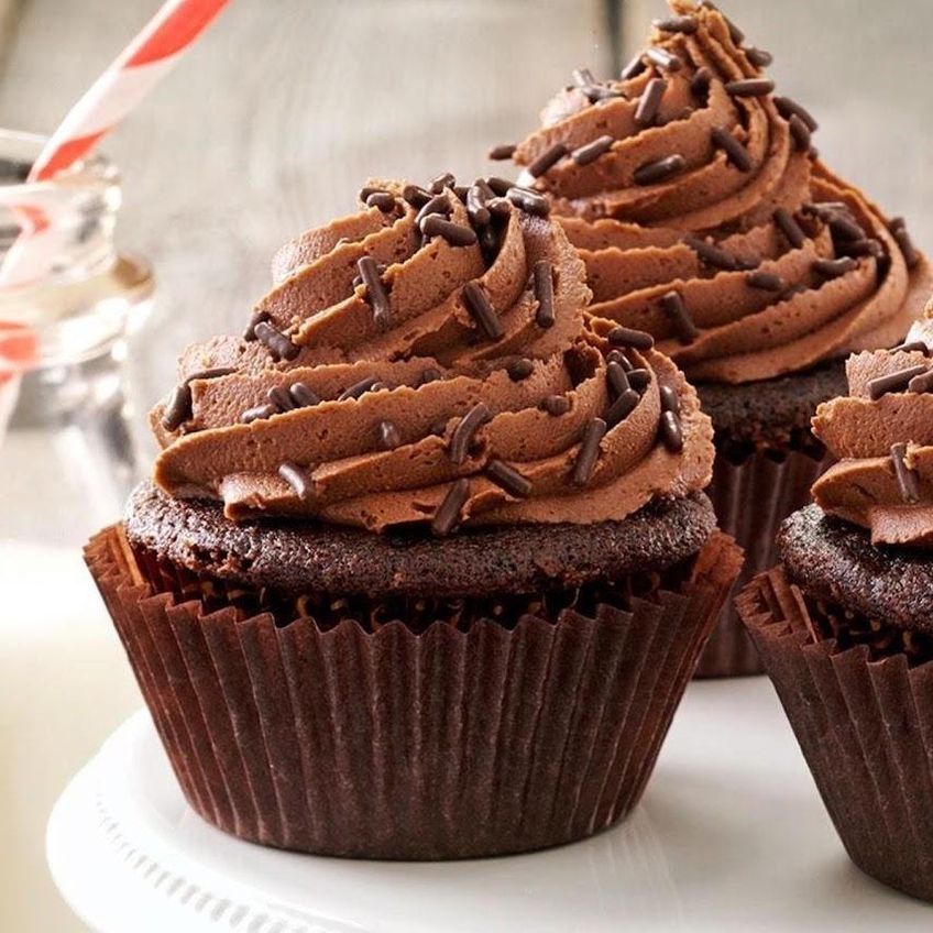 Forma Forminha Para Cupcake Confeitaria 24 Unidades Alumínio - imagem 3