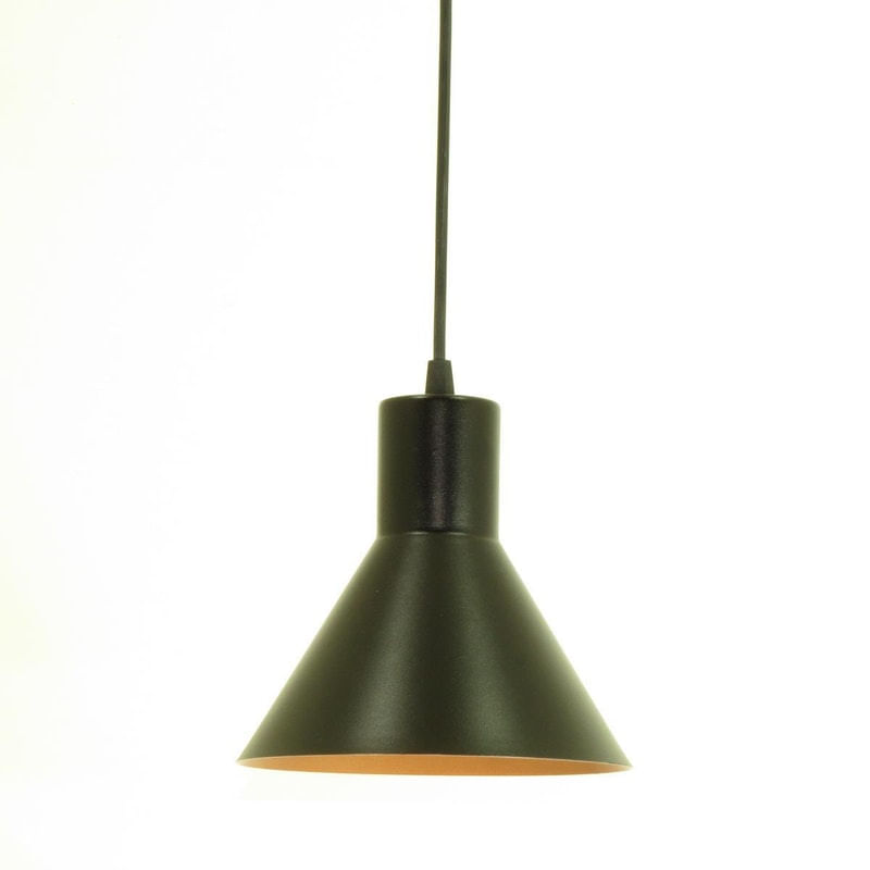 Luminária Pendente Funil Triplo Preto Com Cobre..Luminária ideal para