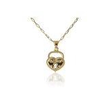 Colar com Pingente de Cadeado Escrito Amor Folheado em Ouro 18k