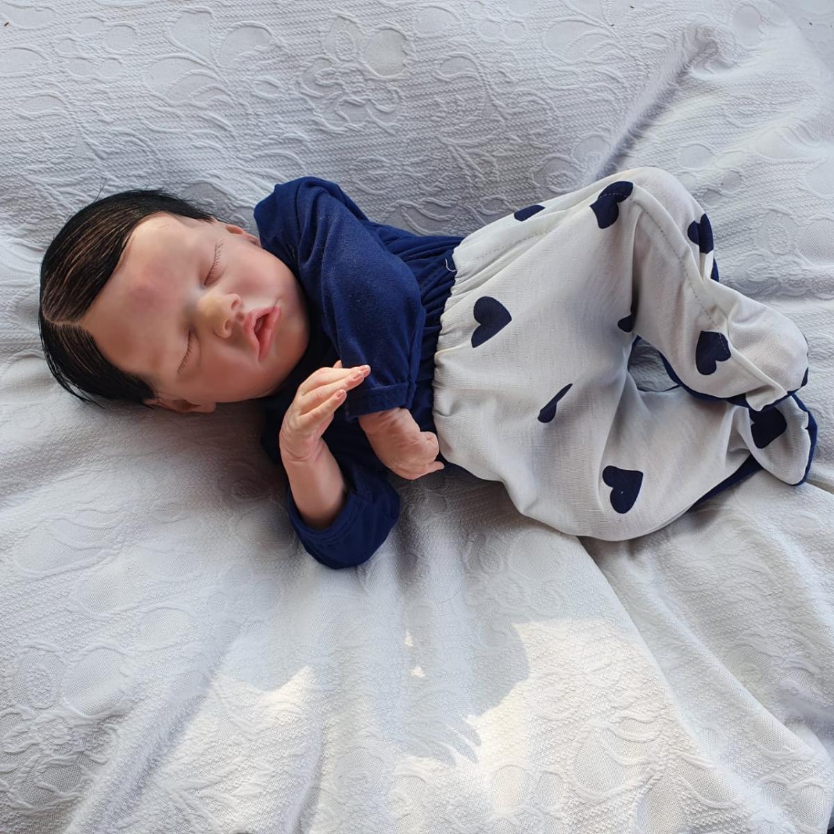 Fotos de Bebê Reborn Menino: A Beleza em Cada Detalhe - Boneca