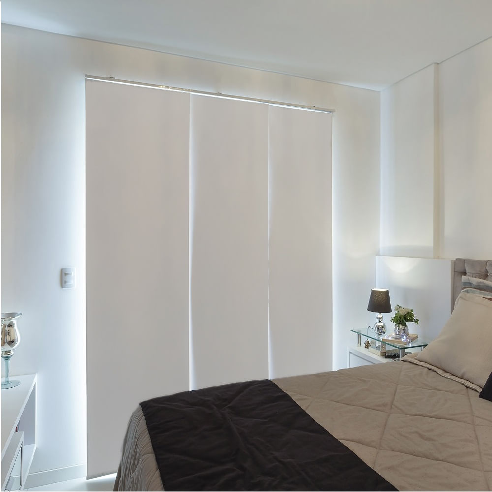 Persiana Painel (2,00Lar. x 1,50Alt.) Tecido Blackout Branco - Vogaflex Menor preço em Persiana Painel (2,00Lar. x 1,50Alt.) Tecido Blackout Branco - Vogaflex