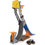 Monster Jam, Playset Gratuito Max-d Break Com Exclusivo Caminhão Monstro De 1:64 Escala Max-d Die-cast