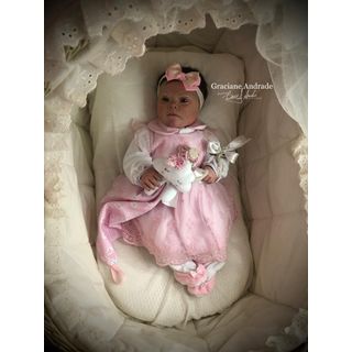 Boneca Bebe Reborn by Baby Dolls molde Chloe Com Corpo pano versao 4 -  Carrefour