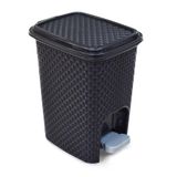 Lixeira Plástica Rattan 7 Litros Com Pedal Preta Arqplast