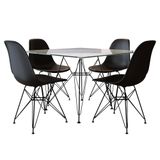 Mesa De Jantar Eames Eiffel Quadrada Vidro 90cm Com 4 Cadeiras Pretas Base Ferro Preto