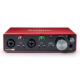 Interface De Áudio Focusrite 3nd Gen Scarlett 2i2 3ª Geração