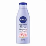 Loção Hidratante Nivea Flor De Cerejeira 200ml