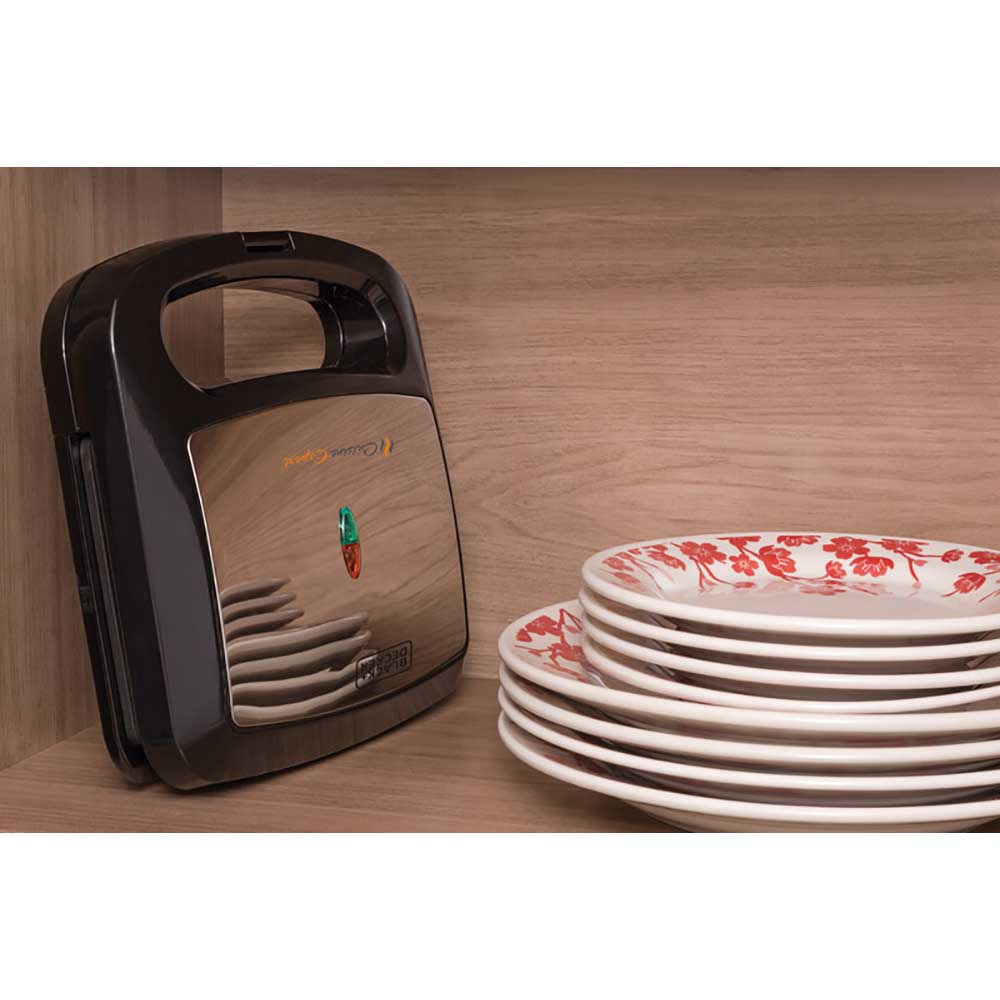 Sanduicheira Black Decker Cuisine Expert SM800 